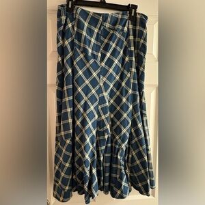 Ralph Lauren Navy & Cream Skirt SIZE 10 FIT AND FLARE MIDI LENGTH LIKE NEW!!!!